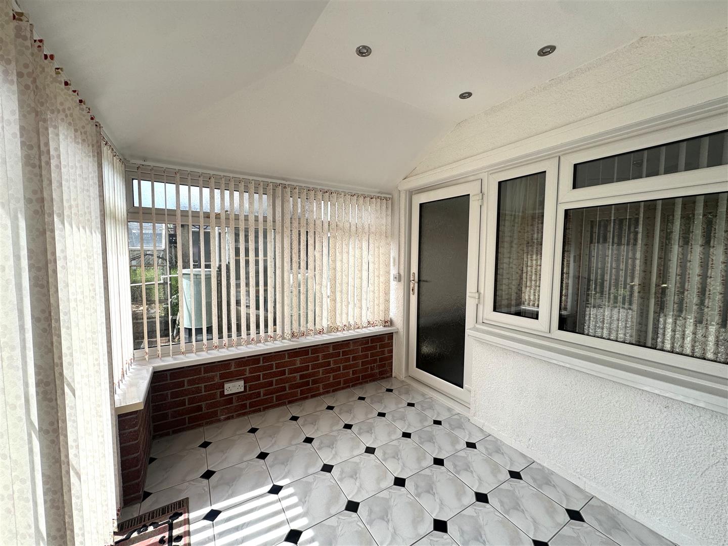 Glyncollen Drive, Ynysforgan, Swansea, SA6 6RS